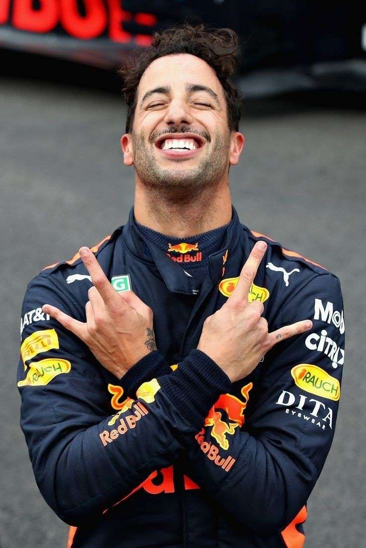 C'est quoi votre sport pr&eacute;f&eacute;r&eacute; ? 
Je commence! La formule 1 🏎!