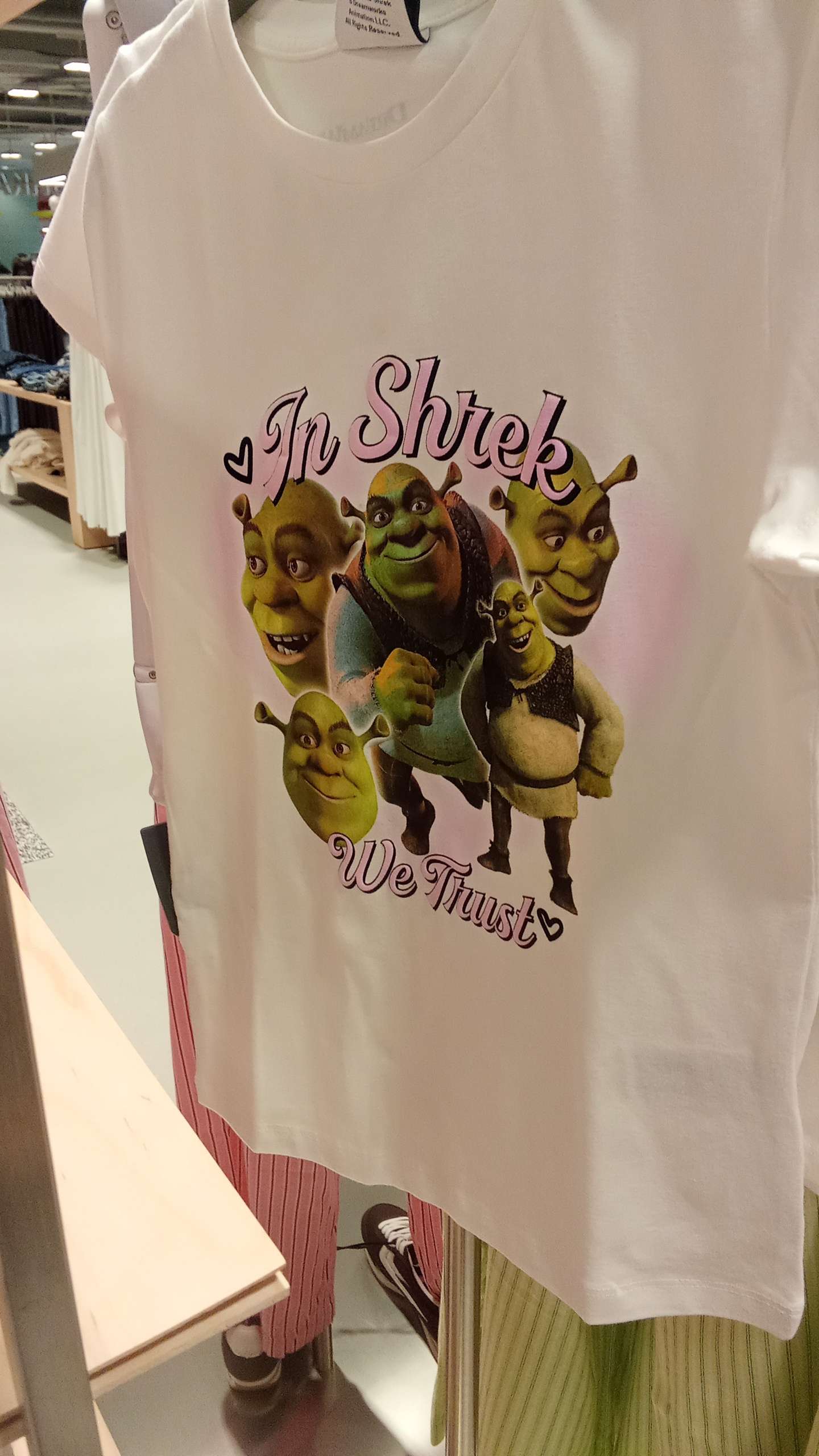 Vous trouvez comment le t-shirt ? 🥰