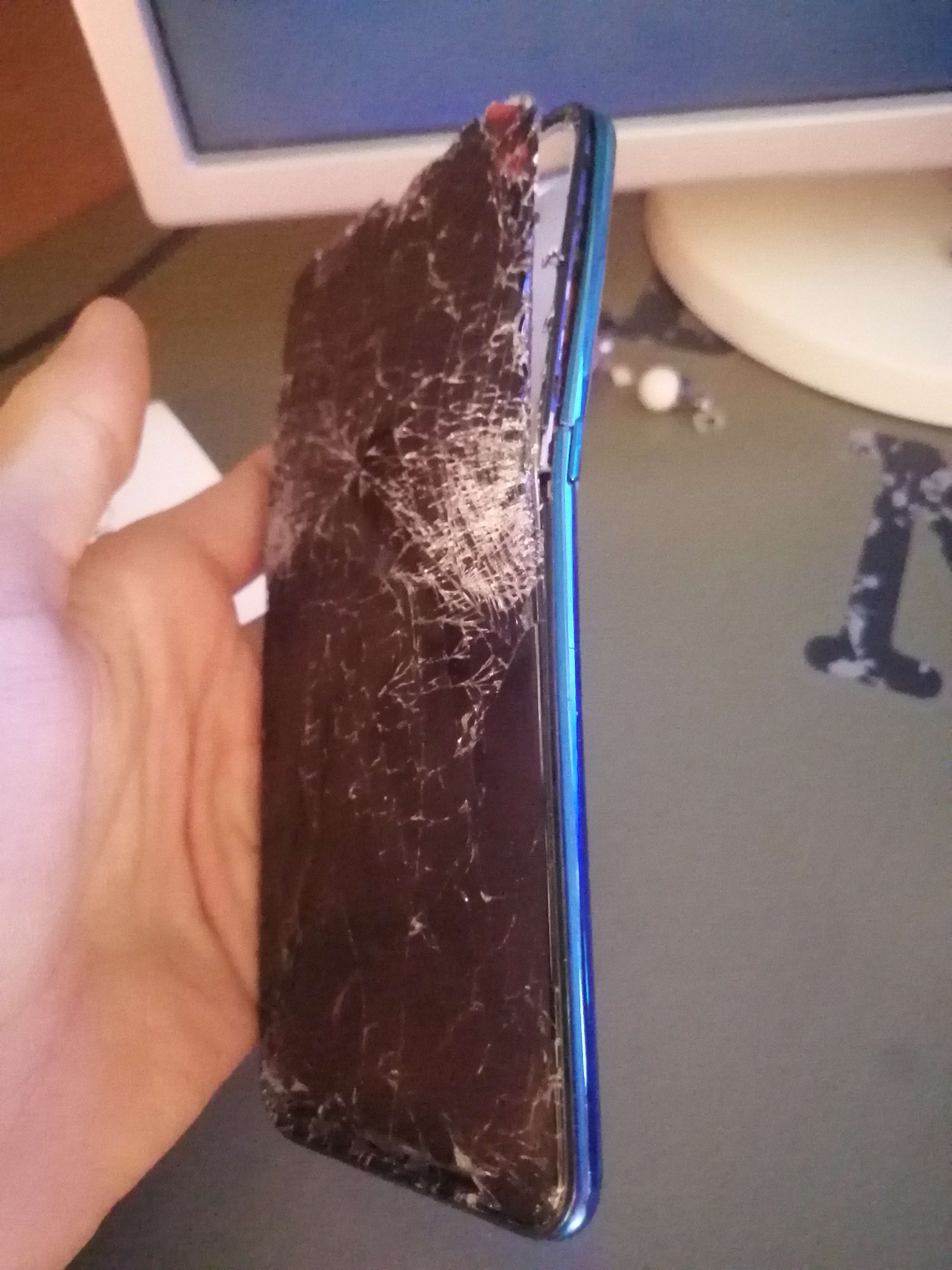 J'capte pas le tel il s'allume pas, vous pensez &ccedil;a viens de la batterie ?