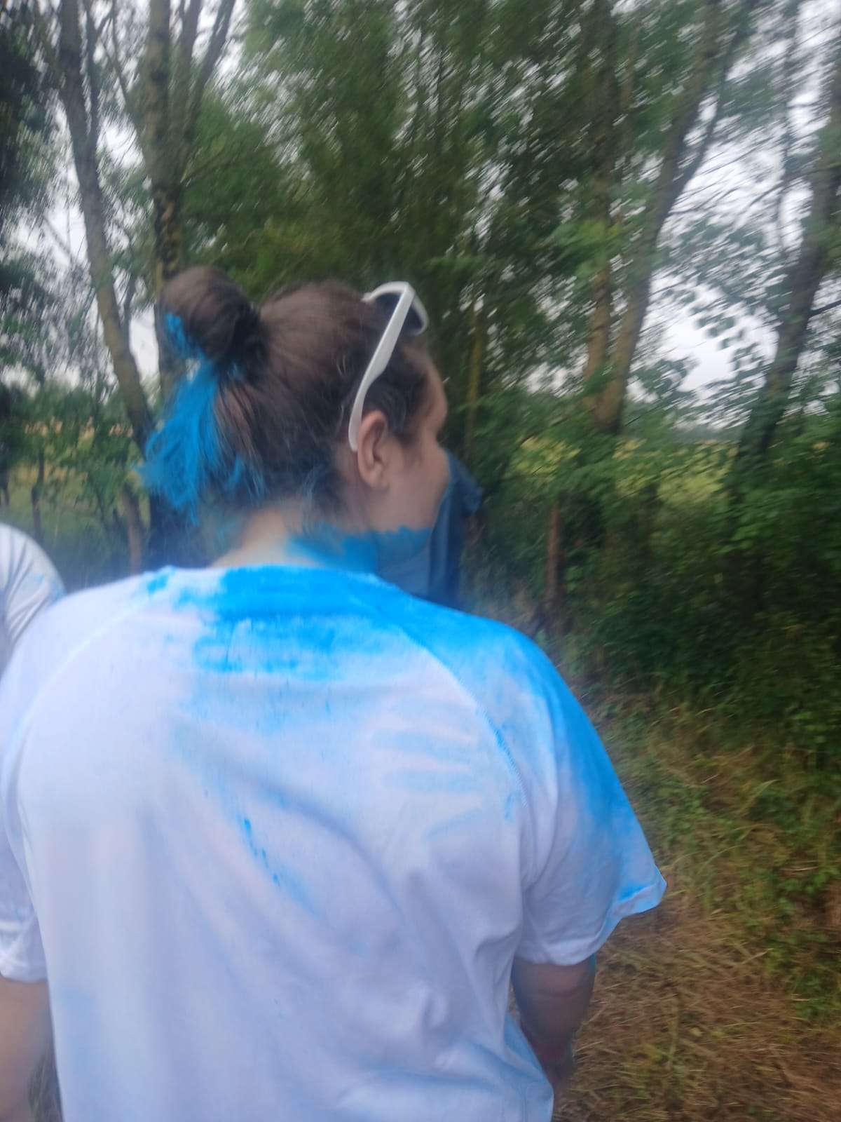 J'ai encore les cheveux bleu 😭 au secours