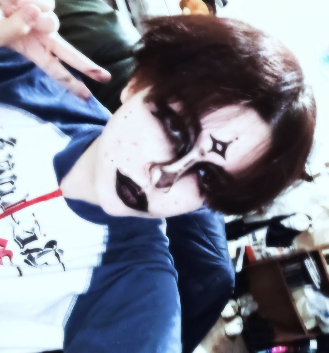 J'ai test&eacute; le maquillage goth franchement j'aime beaucoup 

#gothique #goth#make-up