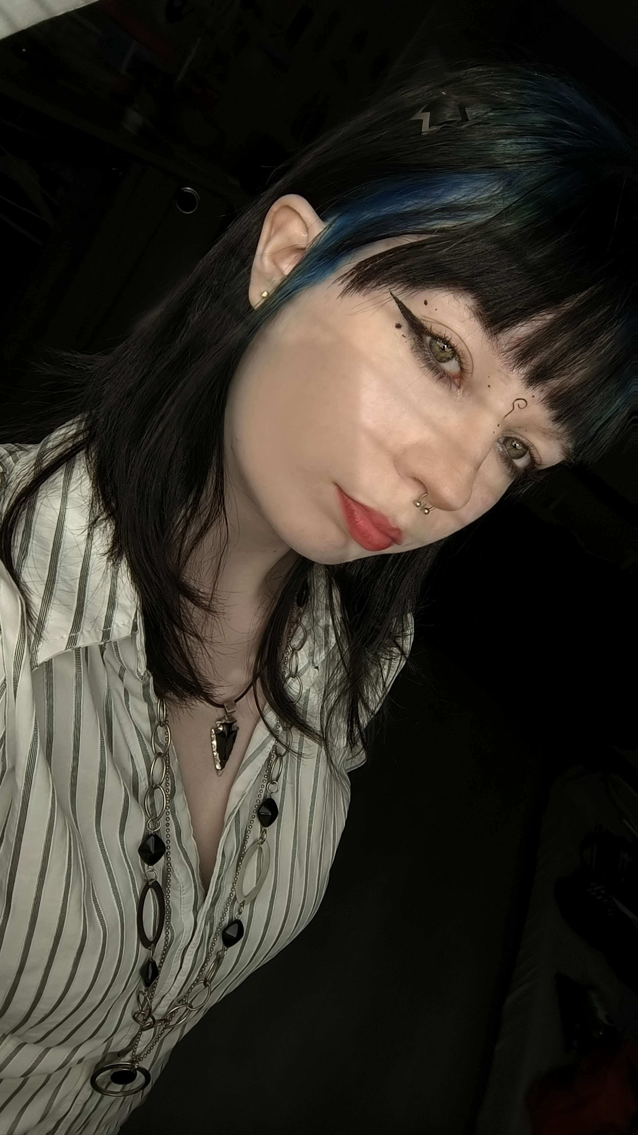 Je viens d'arriver sur l'appli, n'h&eacute;sitez pas &agrave; venir me parler je mords pas 🧘🏻&zwj;♀️☕